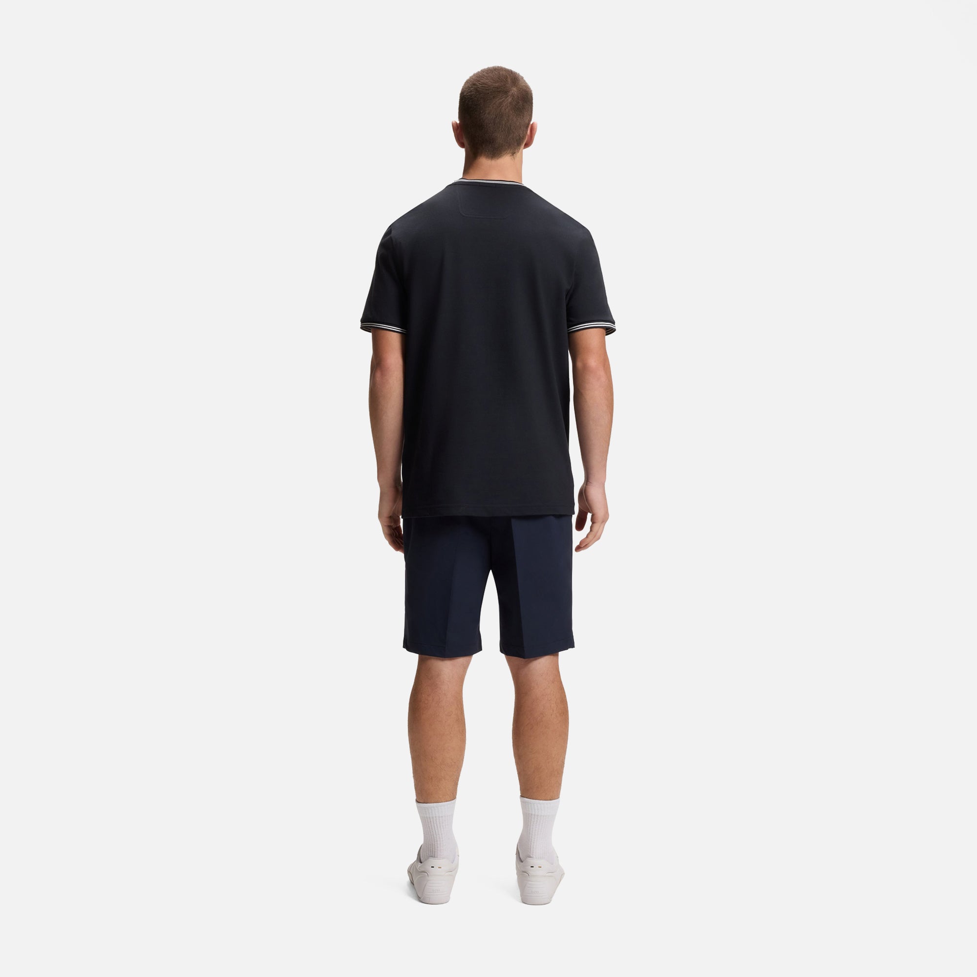 HUGO BOSS T-SHIRT