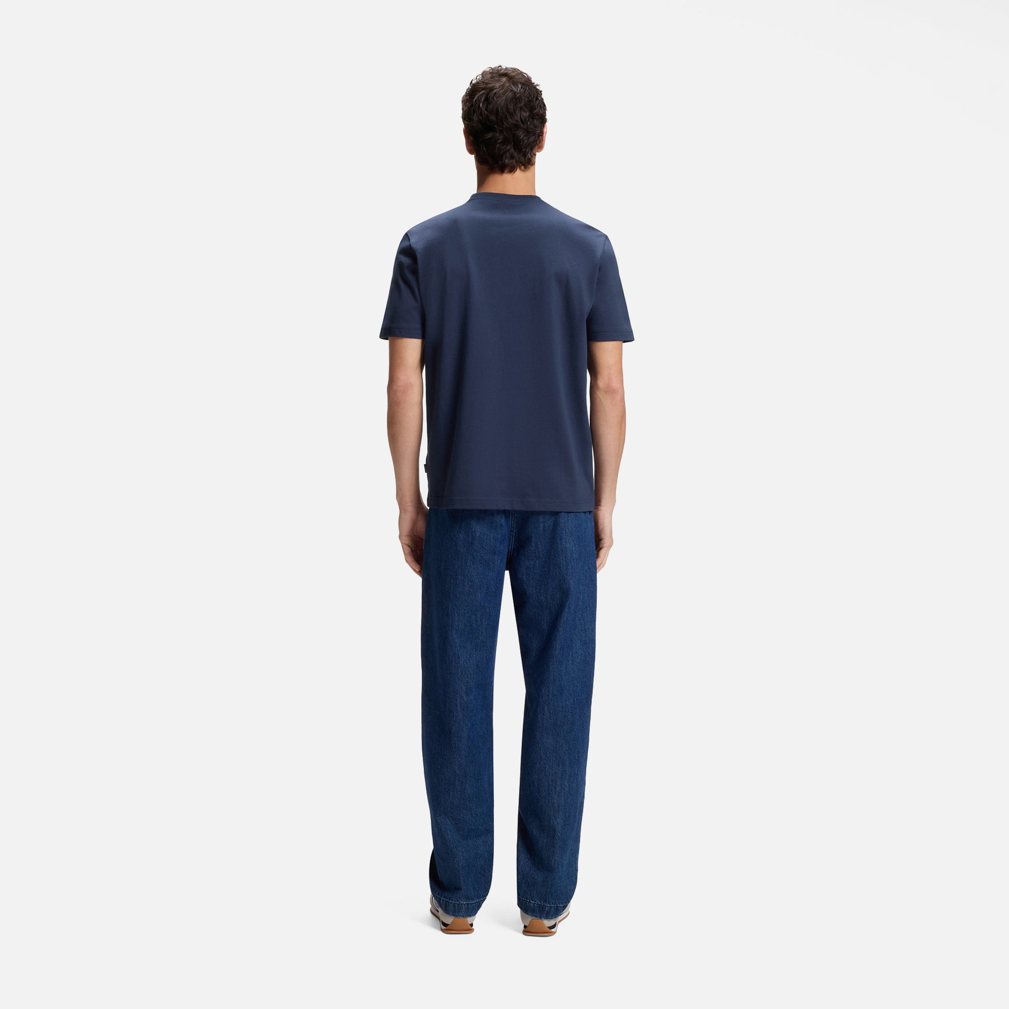 HUGO BOSS T-SHIRT