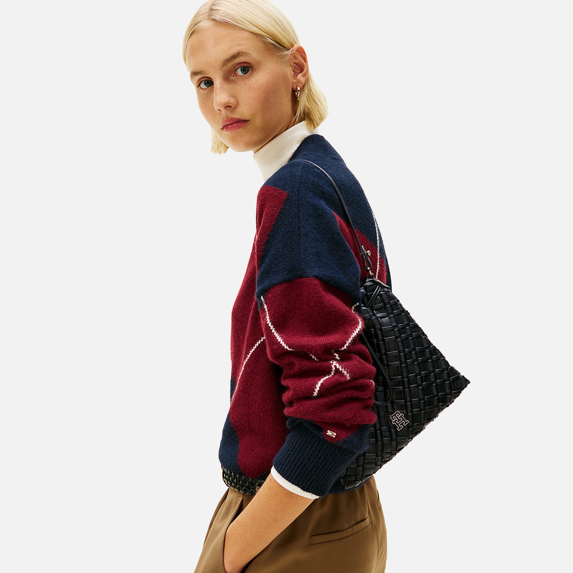 TOMMY HILFIGER BORSA TH BRAIDED SHOULDER BAG